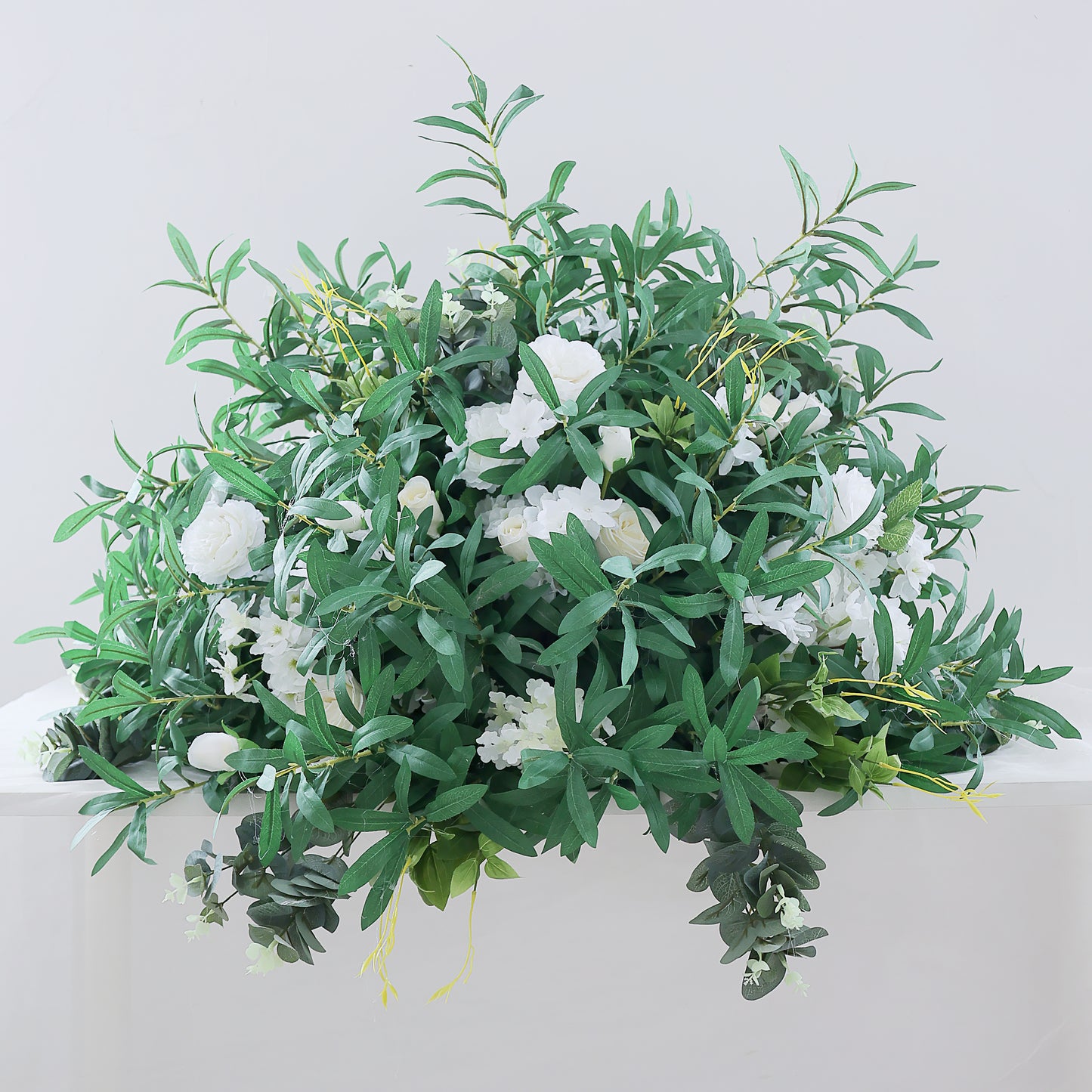 FL-067 Hot Selling Geogous Flower Table Centerpiece Stand For Wedding Decoration Silk Flower Arrangement And Backdrop